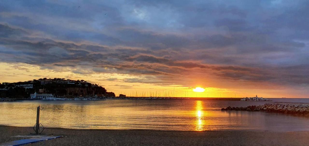 Van Der Valk Hotel Barcarola Sant Feliu de Guíxols Ngoại thất bức ảnh