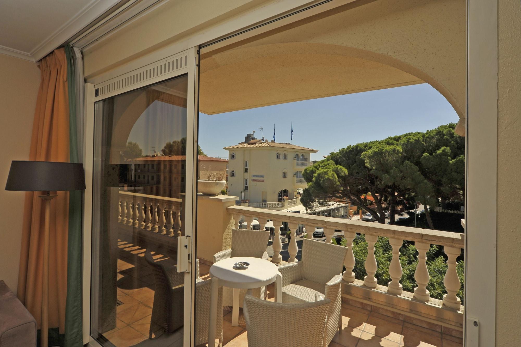 Van Der Valk Hotel Barcarola Sant Feliu de Guíxols Ngoại thất bức ảnh