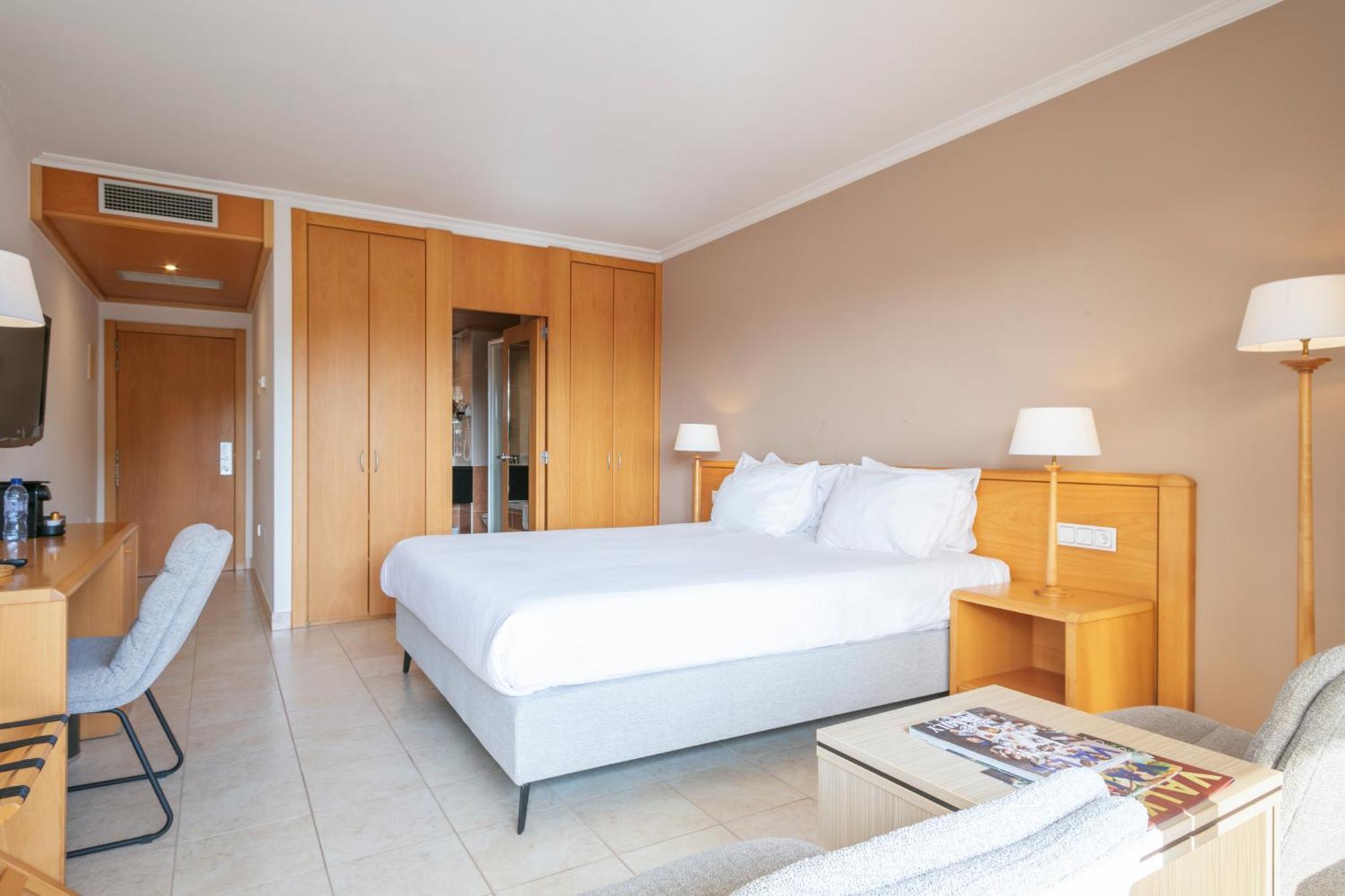 Van Der Valk Hotel Barcarola Sant Feliu de Guíxols Ngoại thất bức ảnh