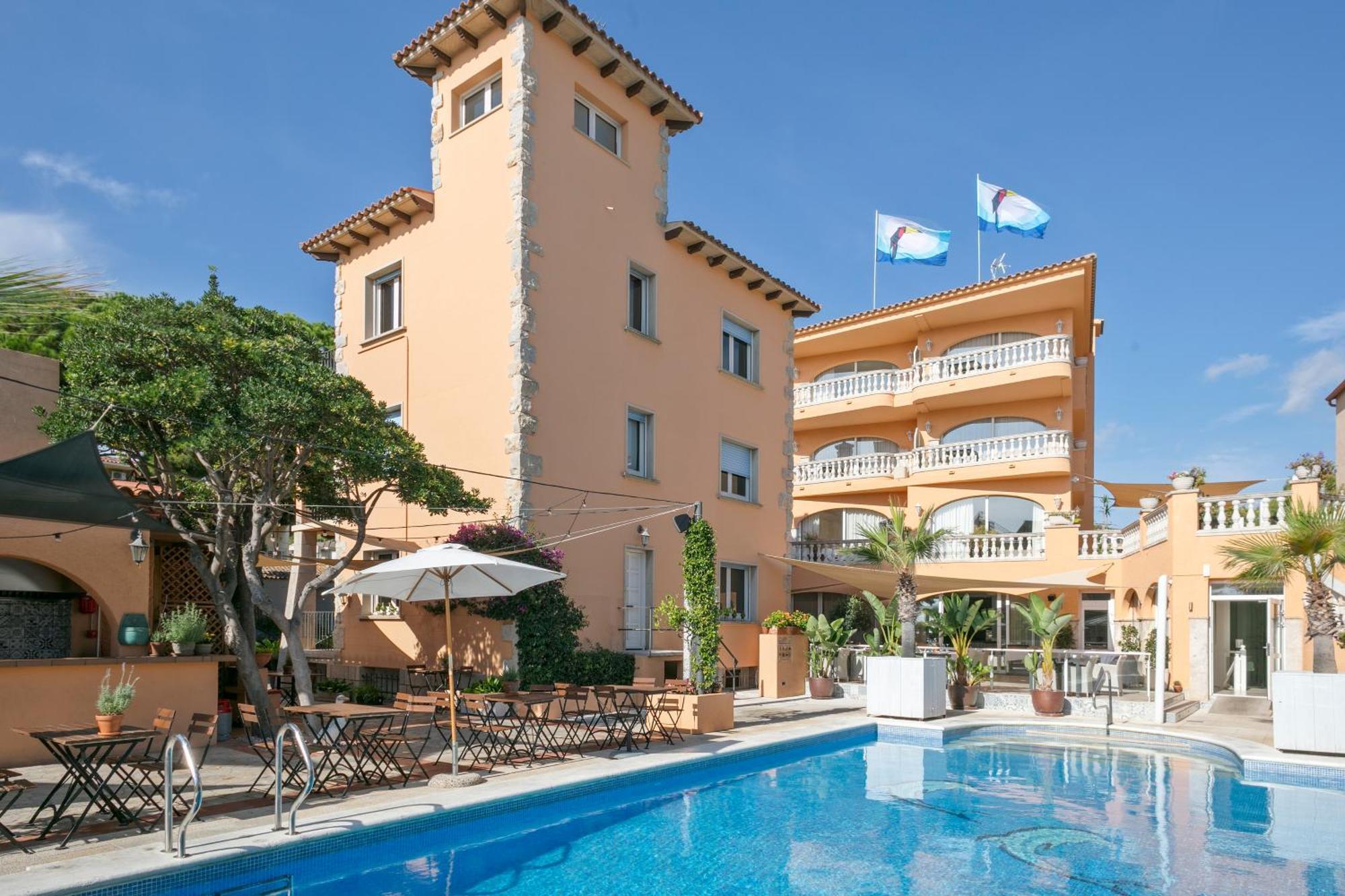 Van Der Valk Hotel Barcarola Sant Feliu de Guíxols Ngoại thất bức ảnh